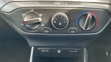 Hyundai i20 1.0T GDi 48V MHD SE Connect 5dr DCT Petrol Hatchback